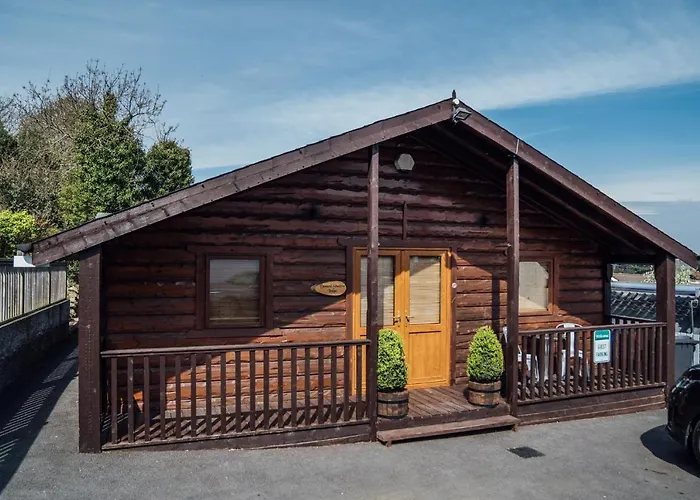 Donard Shadow Lodge